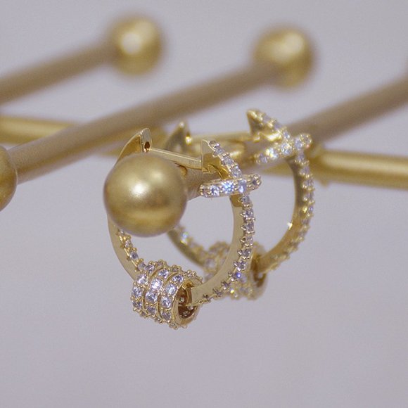 Jewelry - NEW 14K Gold Plated Diamond Circle Huggie Hoops
